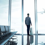كيف تخطط لرحلات رجال الاعمال عبر موقع و تطبيق المطار