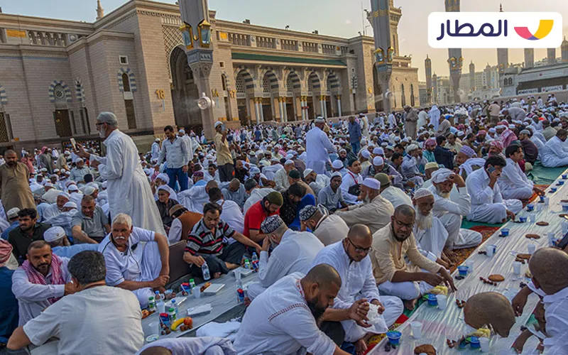 Medina in Ramadan and volunteering to feed the guests of Allah 3