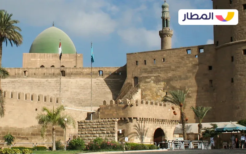 Visit the ancient and large mosques 2