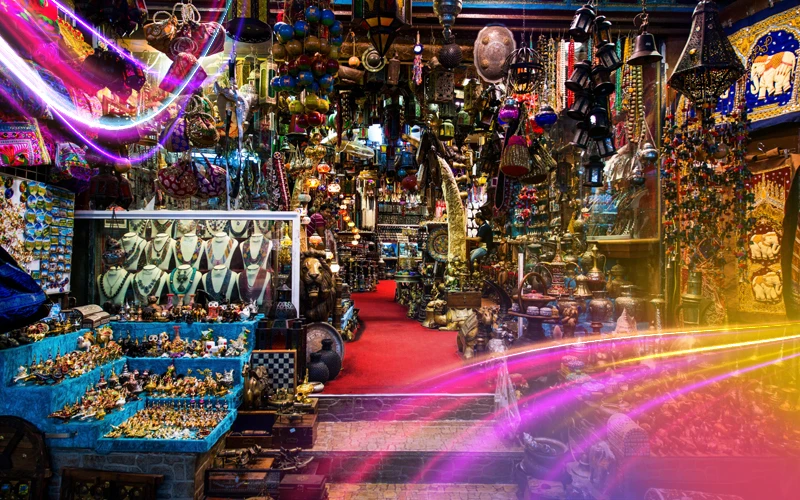Stroll-through-Mutrah-Souq-1