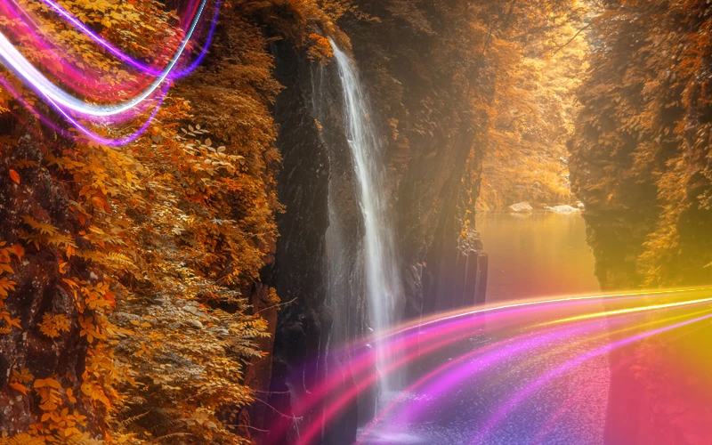 In-November,-Japan-tells-its-stories-in-the-colors-of-autumn
