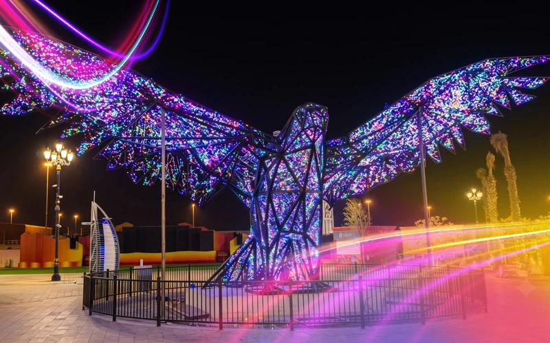The-Largest-Metal-Falcon-in-the-World