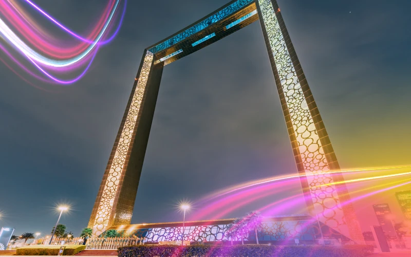 The-largest-frame-in-the-world