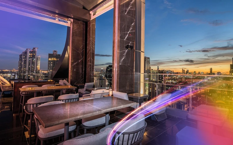 Carlton-Hotel-Bangkok-Sukhumvit-4