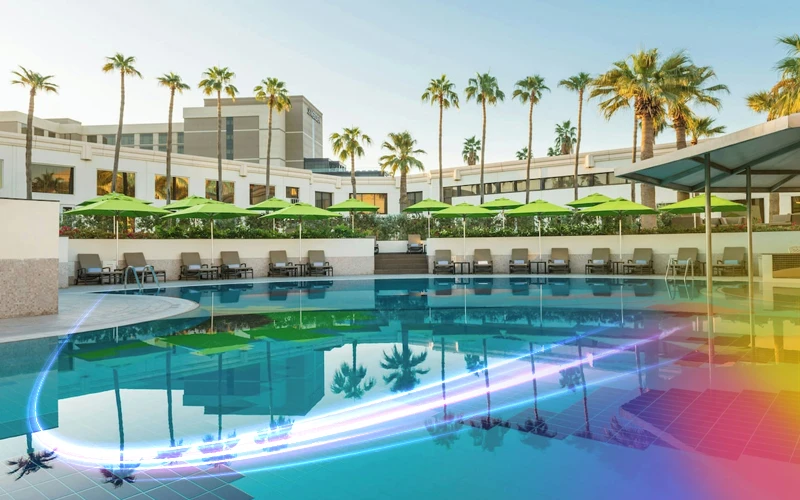 Le-Meridien-Hotel-Dubai-3