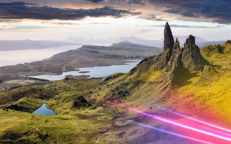 Scotland-Green-Lands-and-Legendary-Castles