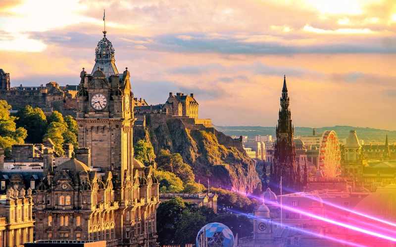 Scotland-Green-Lands-and-Legendary-Castles