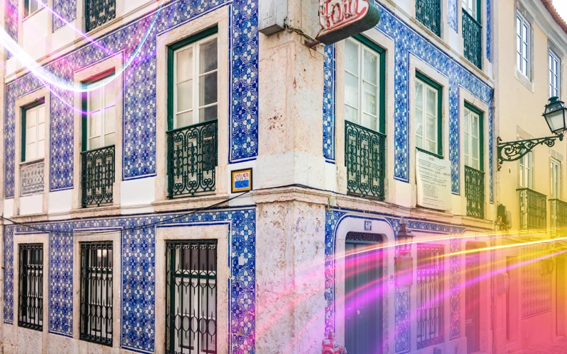 Lisbon-Portugal-The-city-of-seven-hills-and-blue-tiles-4