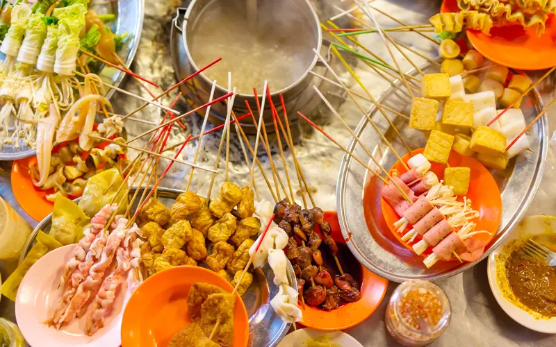 Where to Stay and What Penang Food to Try 1